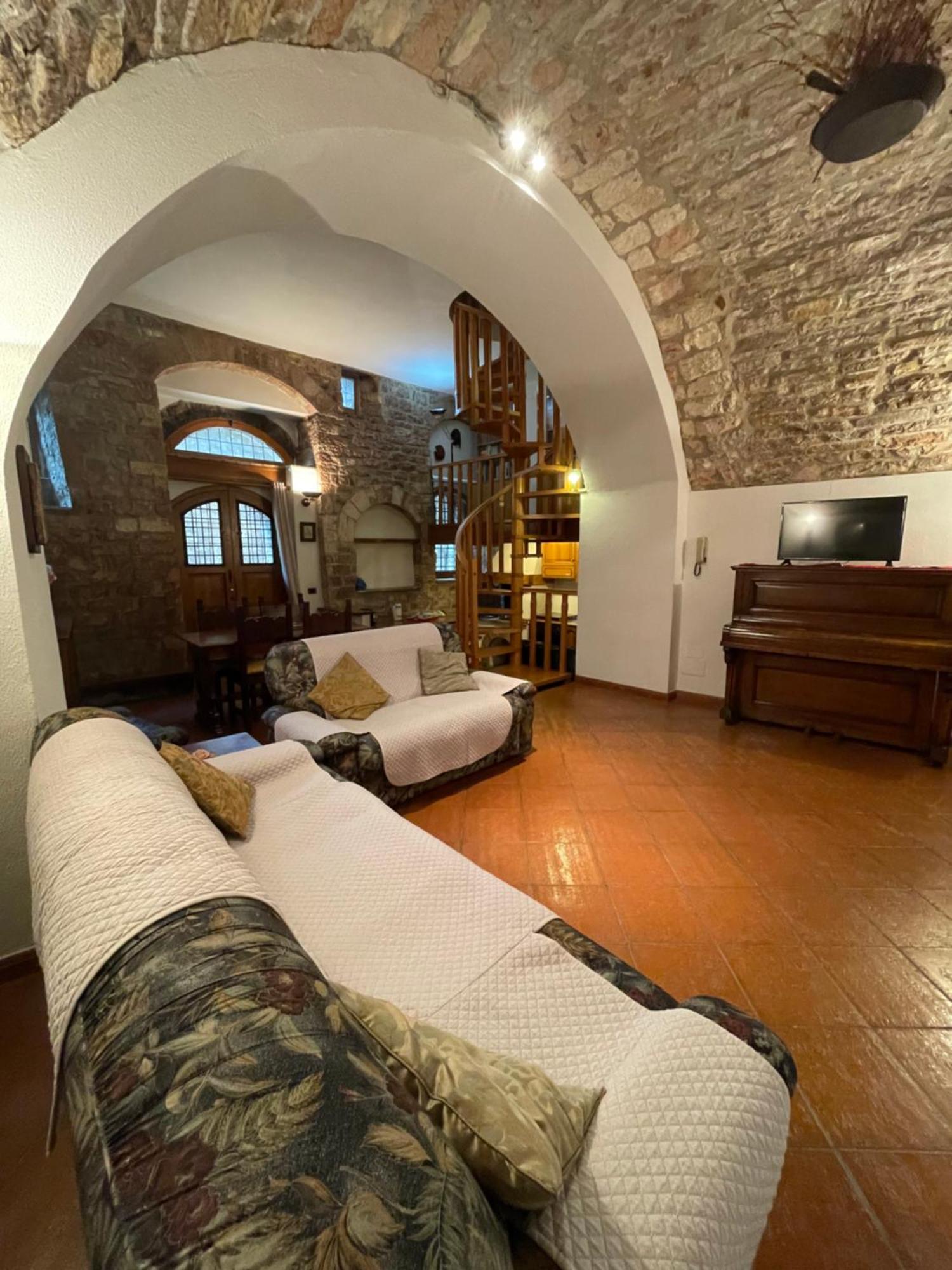 Happy House - Porta San Giacomo Apartman Assisi Kültér fotó